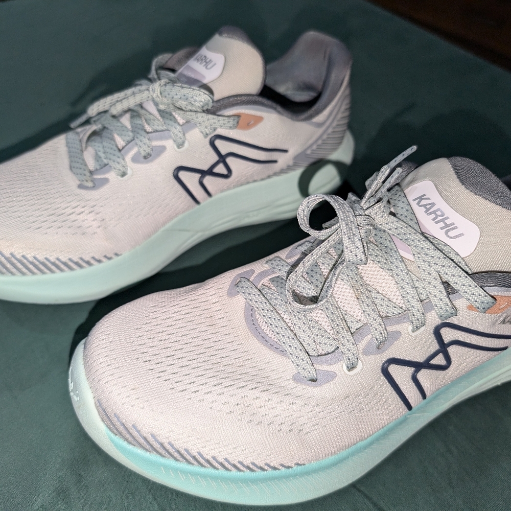 Karhu Ikoni 2.5 Women's Size 10.5 White Lace Up Running Athletic Shoes F202008